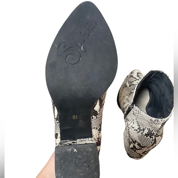 Seychelles Mist Leather Python Snake Print Ankle Booties - Picture 7 of 9